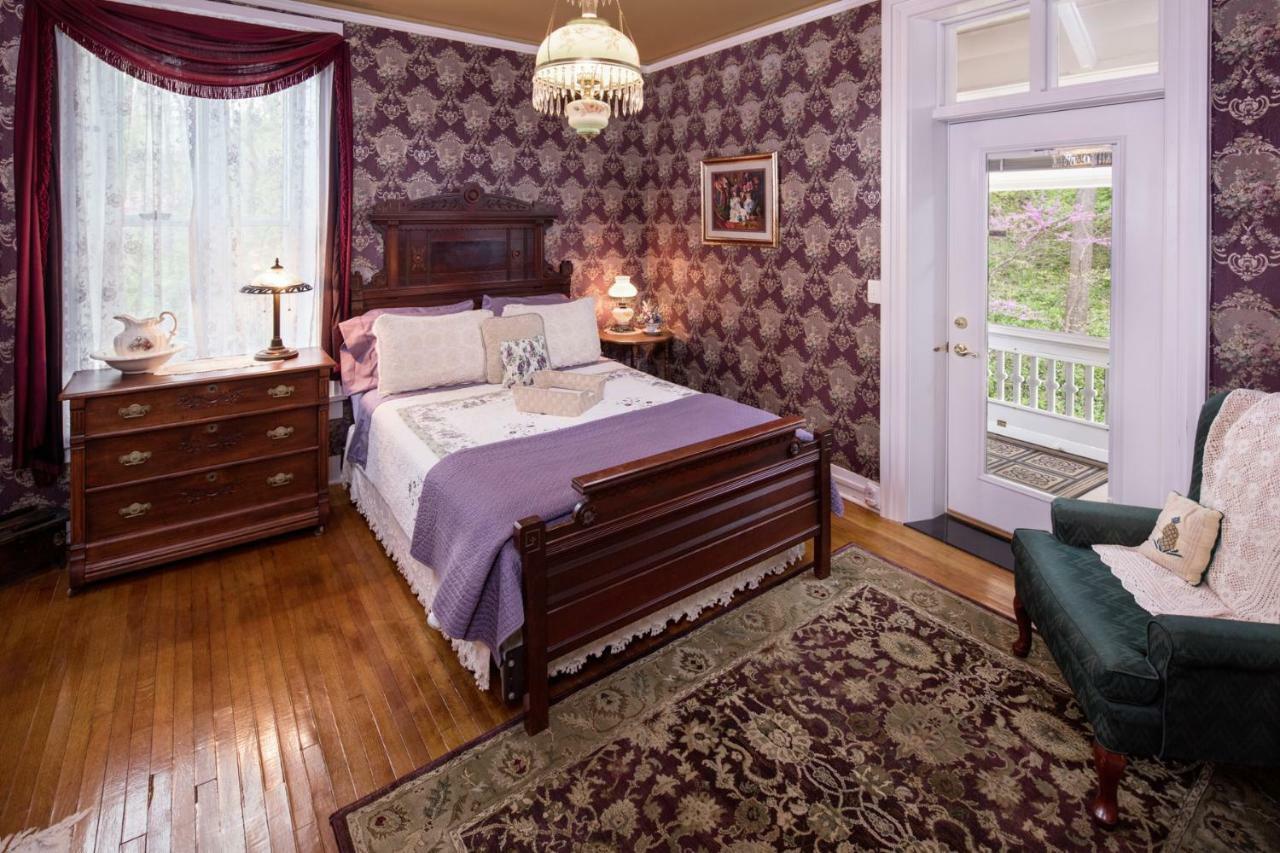 The Steamboat House Bed and Breakfast Galena Eksteriør billede