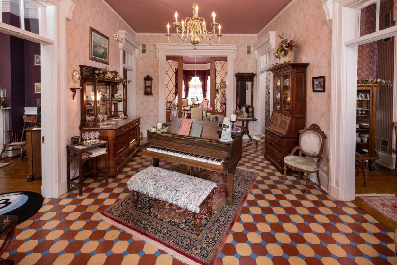 The Steamboat House Bed and Breakfast Galena Eksteriør billede
