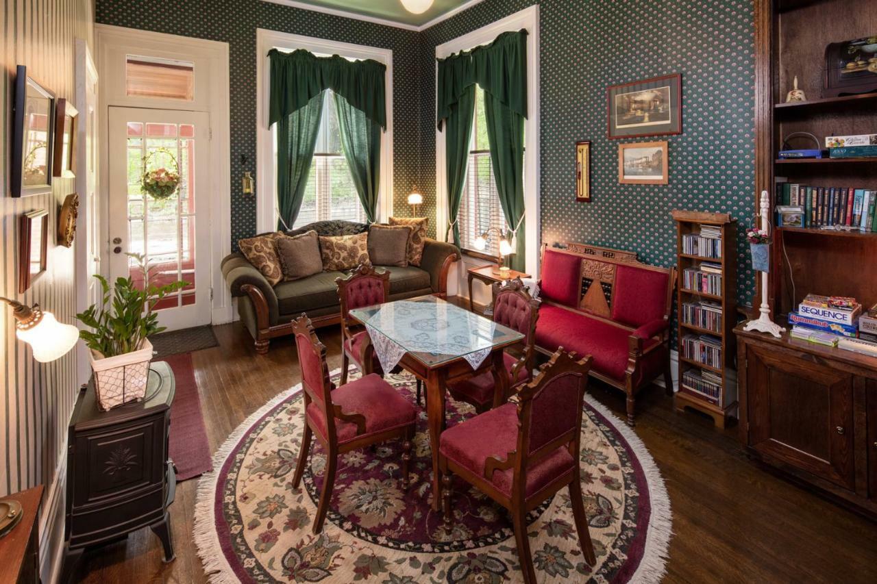 The Steamboat House Bed and Breakfast Galena Eksteriør billede